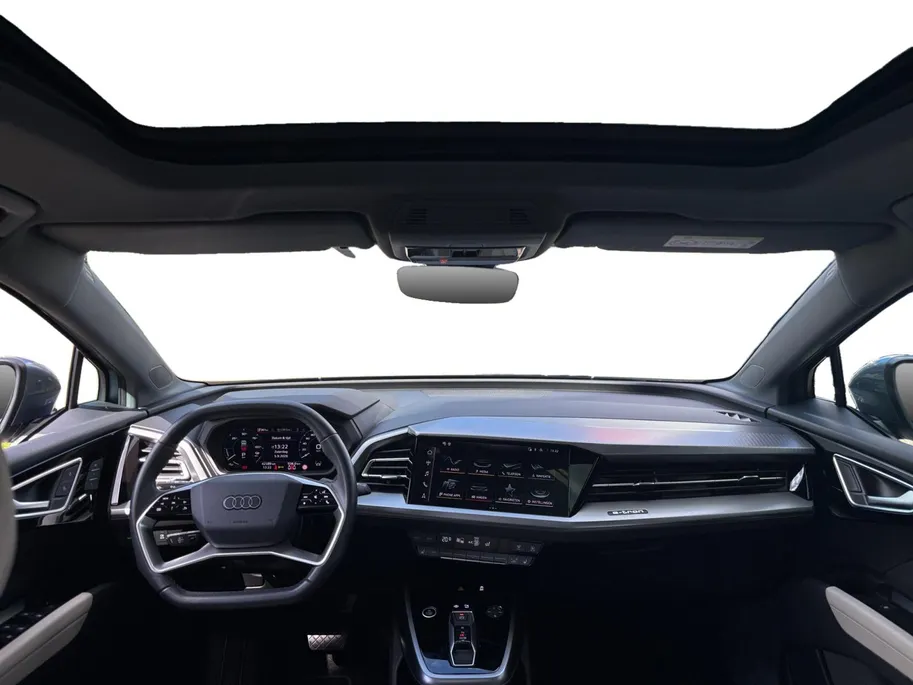 Audi Q4 e-tron 45 quattro Edition 82 kWh |Buitenspiegel(s) automatisch dimmend |Apple Carplay/Android Auto|Cruise control adaptief| Panoramadak|Geluidsimulator|Assistentie Pakket Plus| SOH 100% |