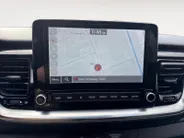 Kia Stonic 1.0 T-GDi MHEV DynamicPlusLine | Navi | Clima | Camera | Cruise Control | LM Velgen | Apple Carplay & Android Auto