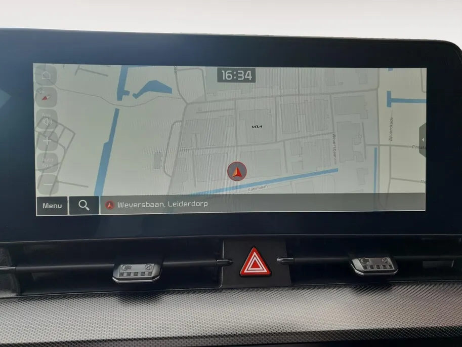Kia Sportage 1.6T MHEV GT-Line | Stoel en stuurverwarming | Panorama schuifdak | Camera | Elektrisch bedienbare voorstoelen | Apple Carplay / Android Auto | Elektrische achterklep |