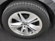 Škoda Enyaq iV 60 Selection 132kW/180 PK · Navigatie · Leder/stof · Apple/Android Car Play · Camera