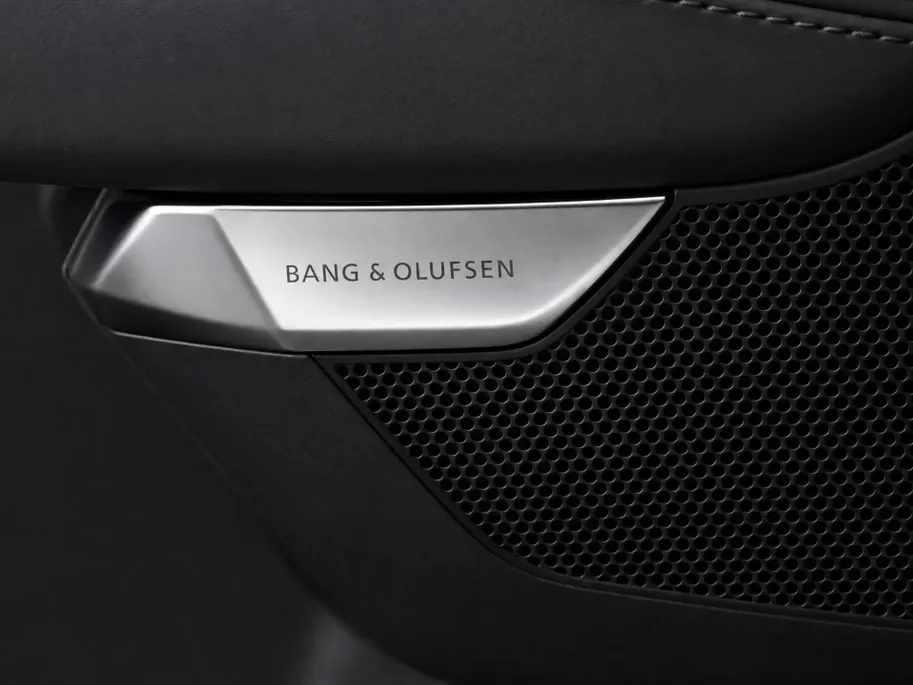 Audi e-tron GT GT 93 kWh 476pk · SOH 92% · Glazendak · 360 Camera · Luchtvering · Stoelventilatie · B&O Audio · Matrix LED · 20'' Inch ·