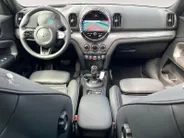MINI Countryman 1.5 Cooper MINI Yours |achteruitrijcamera| Extra getint glas |Cruise control adaptief| Comfortstoel(en)| Lederen bekleding| 12 maanden Bovag Garantie|
