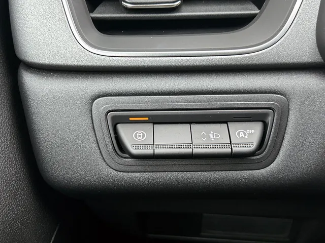 Renault Captur E-Tech full hybrid 145PK Techno | CAMERA | NAVI | CARPLAY