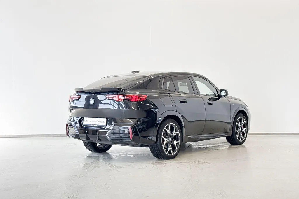 BMW iX2 xDrive30 Premium Pack M Sportpakket Pro