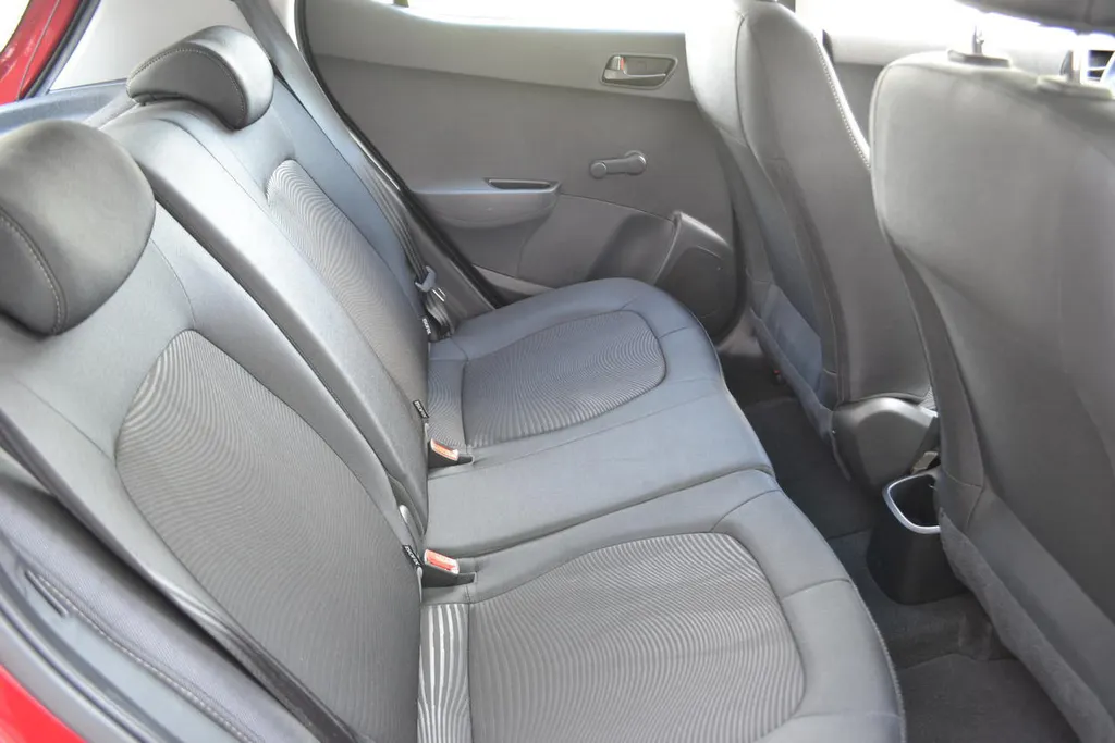 Hyundai i10 1.0 I-MOTION|AIRCO|CARPLAY|30.571KM