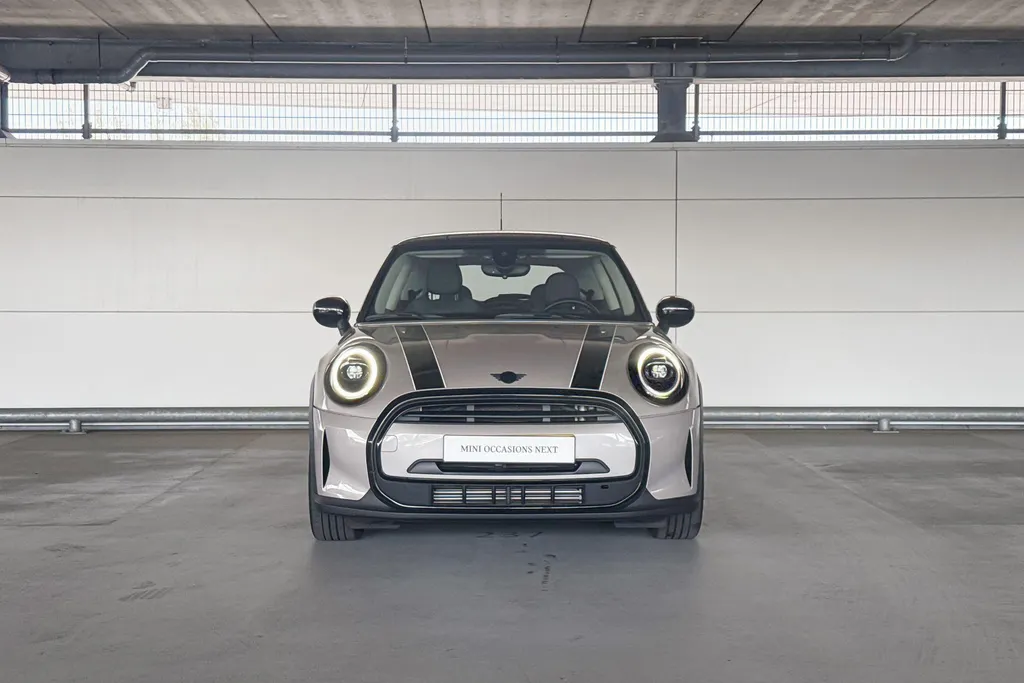 MINI Cooper 3-deurs Cooper Business Edition