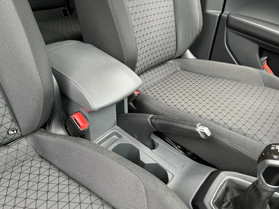 Volkswagen T-Cross 1.0 TSI Life Nederlandse auto | 1e eigenaar | navi | clima | allseason | PDC | camera | etc.