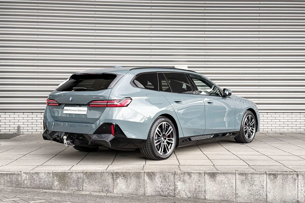 BMW i5 Touring eDrive40 84 kWh