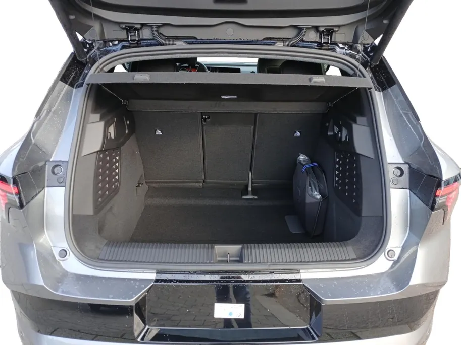 Mitsubishi Eclipse Cross Instyle 87 kWh DIRECT LEVERBAAR | HIJ IS BINNEN IN DENHAAG !!