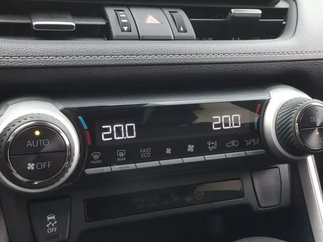 Toyota RAV4 2.5 Hybrid AWD Dynamic | Trekhaak | All Seasons