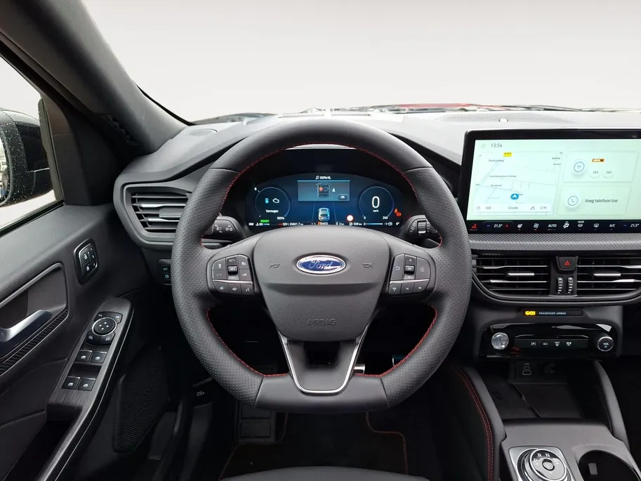 Ford Kuga 2.5 PHEV ST-Line X 243pk automaat | NL auto | Winterpack | Technology pack | Kantel / schuifdak | Trekhaak | 19inch lichtmetalen velgen