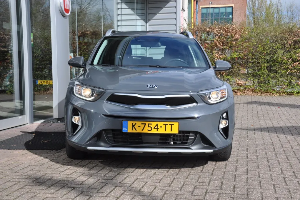 Kia Stonic 1.0 T-GDi MHEV Dyn L Clima Navi All Seasons