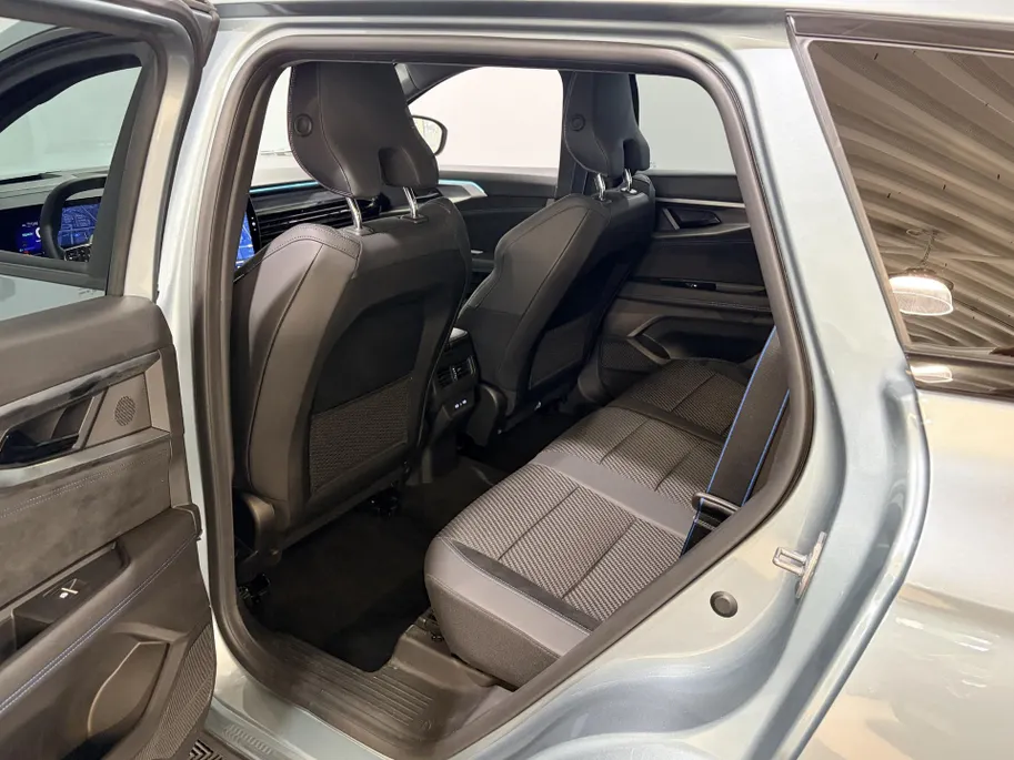 Renault Espace 200PK E-Tech Full Hybrid Esprit Alpine 7p. AT | 7 Zitplaatsen | 360 Camera | Elektrische Klep | Solarbay Panoramadak | Elektrische Stoelen | Stoelverwarming | Apple CarPlay/Android Auto | Matrix LED Koplampen |