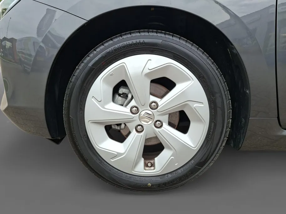 Suzuki Swift 1.2 Select Smart Hybrid | Navigatie | Lichtmetalen velgen | Hoge instap | Blind spot