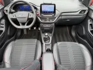 Ford Puma 1.0 EcoBoost Hybrid ST-Line X First Edition | Dealer onderhouden | Panorama dak | Adapt. Cruise control | BLIS | B&O | Elektr. achterklep | Draadloos opladen mobiel | 19' lichtmetalen velgen | Bovag garantie |