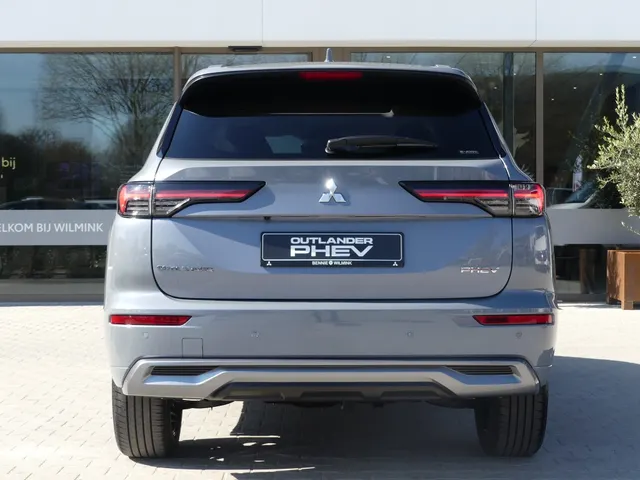 Mitsubishi Outlander 2.4 PHEV Instyle ( meerder kleuren leverbaar )