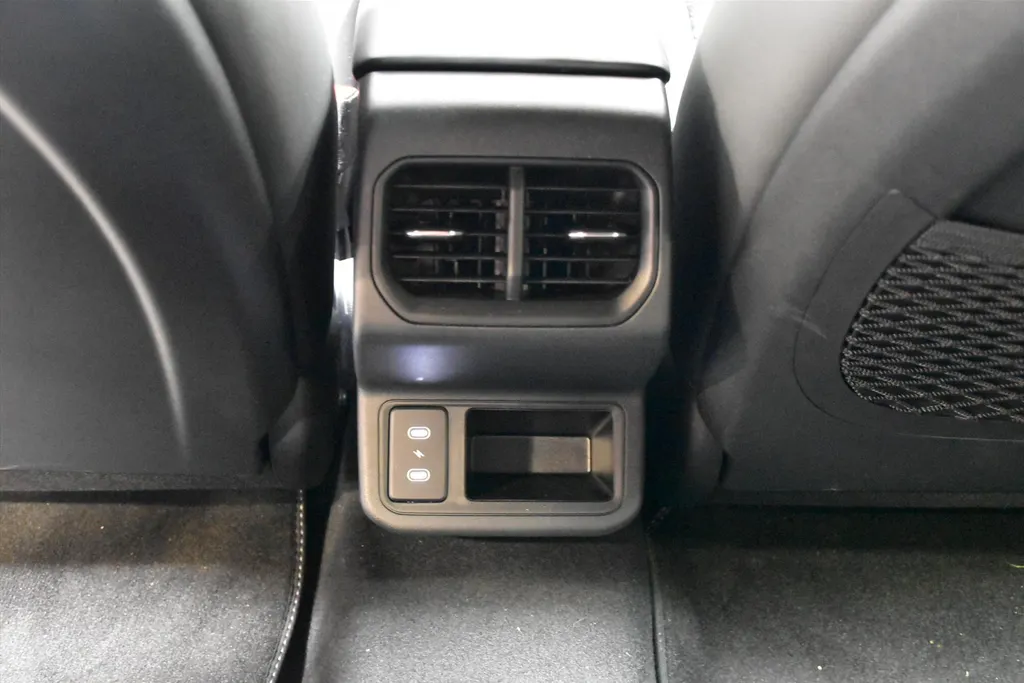 Kia K4 Sportswagon 1.0 T-GDi MHEV 115pk DCT7 GT-Line Launch Edition (schuifdak)