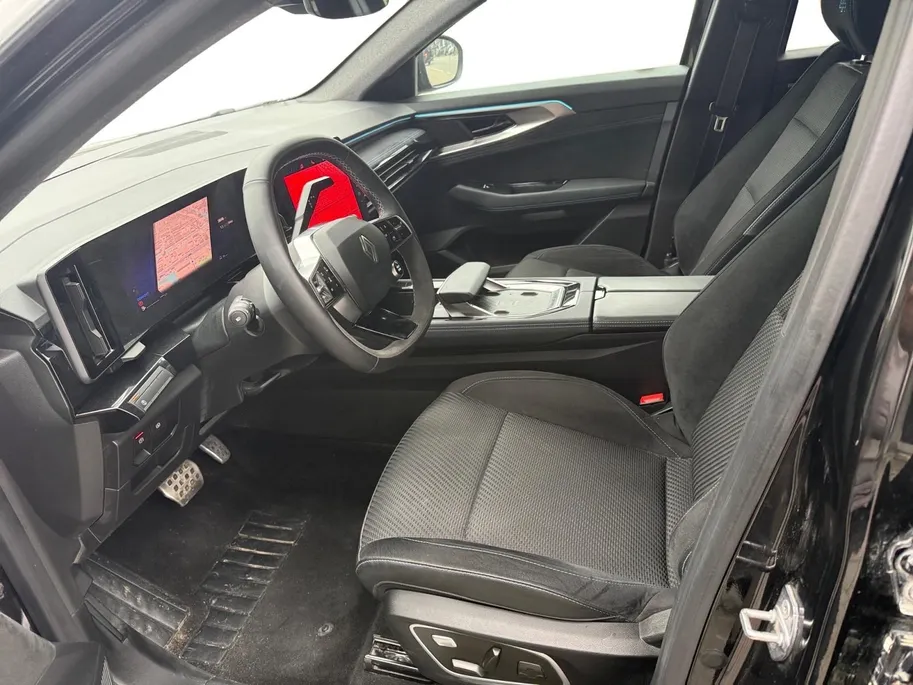 Renault Austral 1.2 E-Tech full hybrid 200 techno esprit Alpine AUTOMAAT NAVI AIRCO CAMERA ELECTRISCHE STOELEN STOELVERWARMING STUURVERWARMING HOGE INSTAP APPLE CARPLAY ANDROID AUTO ZEER MOOIE AUTO