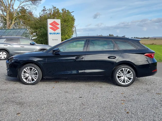 SEAT Leon Sportstourer 1.0 eTSI Style Business Intense NL-auto | rijklaarprijs !!