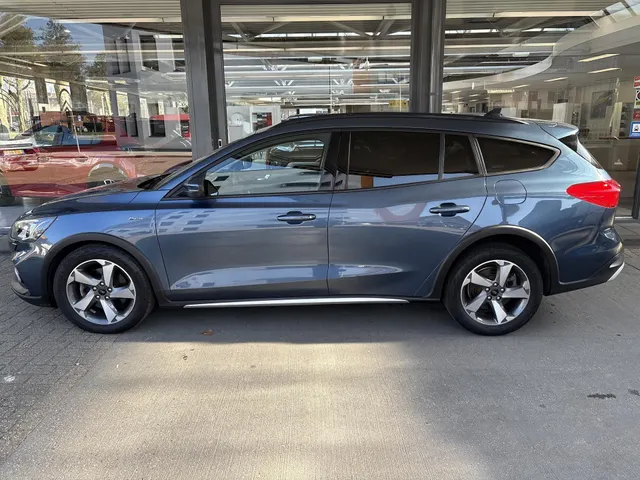 Ford Focus Wagon Automaat Titanium X Business