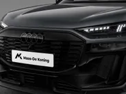 Audi Q6 e-tron Sportback S edition 83 kWh 252 PK · Glazen panoramadak · Trekhaak elek. wegklapbaar · Optiekpakket zwart