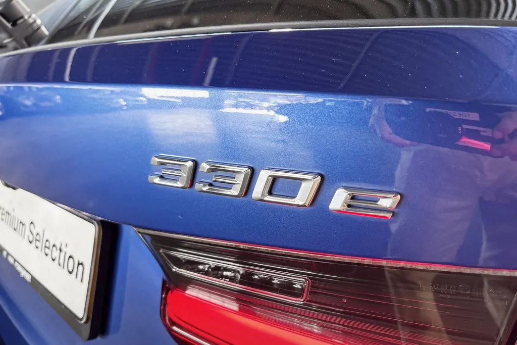 BMW 3 Serie Touring 330e xDrive M Sportpakket Pro