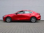 Mazda 3 2.0 e-SkyActiv-G M Hybrid 122 Comfort | Stuur-/stoelverwarming | Camera | Cruise adapt. | Clima | 16' LM | HUD | LED | Dodehoek detectie |