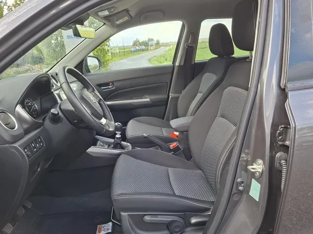 Suzuki Vitara 1.4 Boosterjet Smart Hybrid Select CLIMA | CRUISE | rijklaarprijs!!