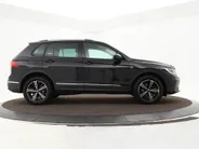 Volkswagen Tiguan 1.4 TSI 245pk DSG eHybrid Life Business · Camera · P-Sensoren · Wegklapbare Trekhaak · Dodehoek Detectie · 18'' Inch ·