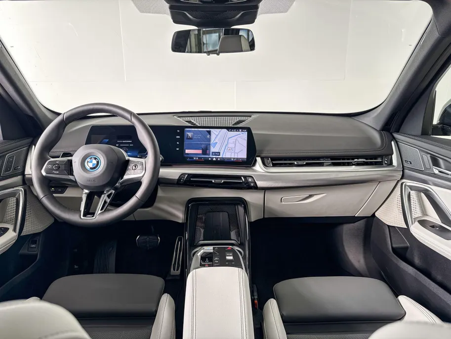 BMW iX1 eDrive20 67 kWh M Sport Edition