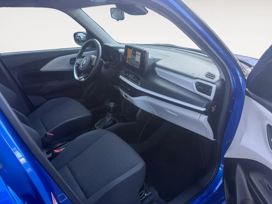 Suzuki Swift 1.2 Select Smart Hybrid Automaat | Navigatie | Apple Carplay/Android auto | Stoelverwarming | Camera | DAB | Adaptief Cruise Control | Airco