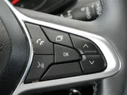 Renault Clio 1.0 TCe 90 Equilibre *Navigatie*Parkeersensoren*Cruise Control*Carplay*Zeer nette auto!