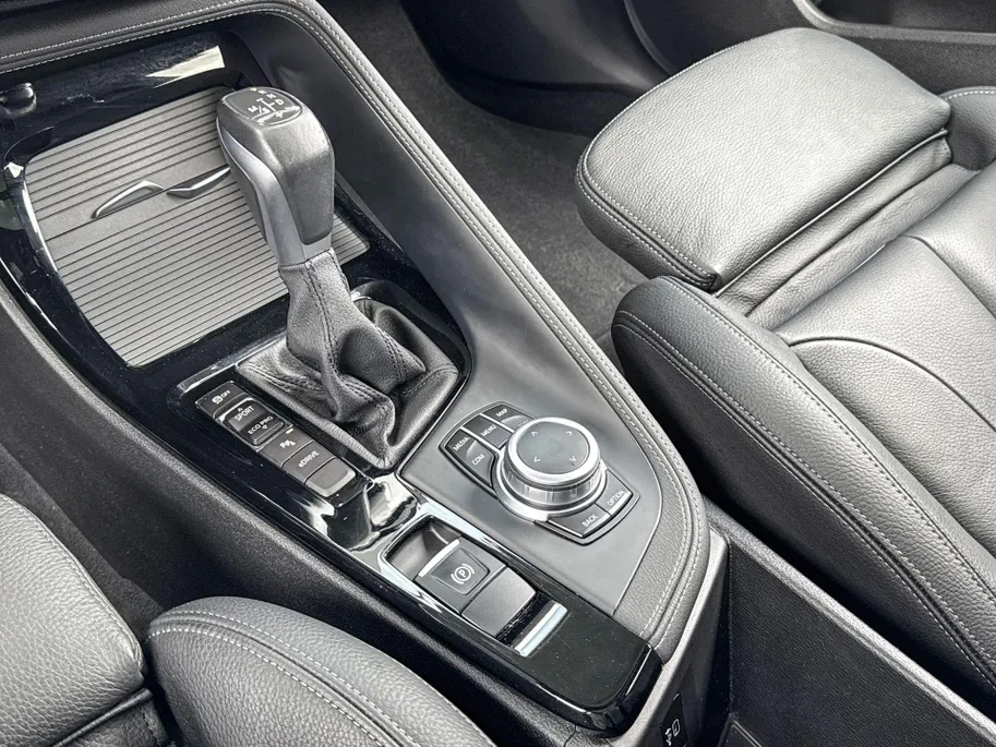 BMW X2 xDrive25e