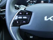 Kia Niro 1.6 GDi Hybrid DynamicLine | Camera | Cruise adapt. | Clima | 16' LM | Navi | Keyless |
