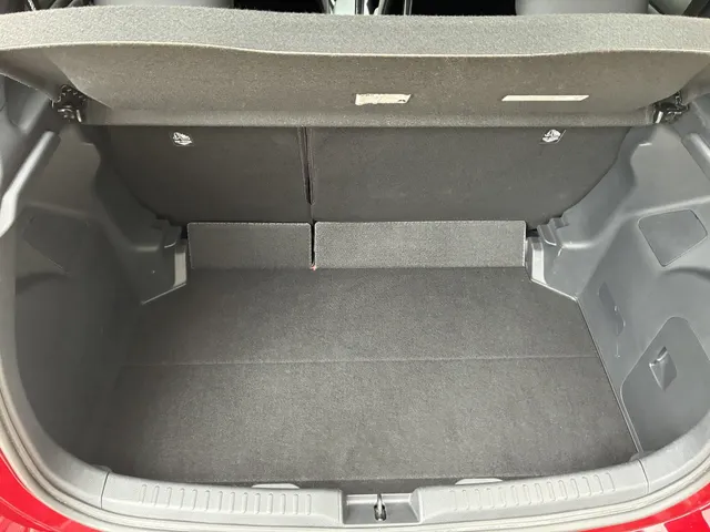 Toyota Yaris 1.5 Hyb. Executive | PDC v/a | Stoelverwarm. | Blindspot |