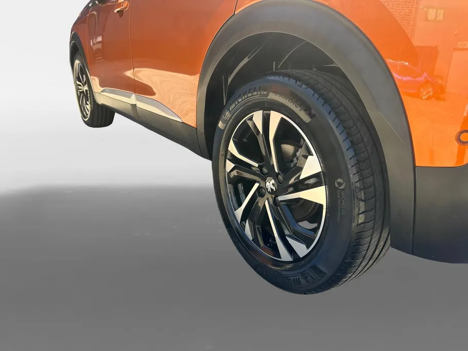 Peugeot 2008 1.2 PureTech GT-Line | 360 Camera | Navigatie | Cruise & Climate Control | Apple Carplay & Android Auto | 3D Cockpit | Dodehoek Detectie | 12 Maanden BOVAG Garantie