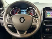 Renault Clio 90PK TCe Limited | Airco | Navi | Parkeersensoren | Cruise Control | Bluetooth | Lichtmetalen Velgen | Keyless Entry | Elektrische Ramen & Spiegels | Armsteun |