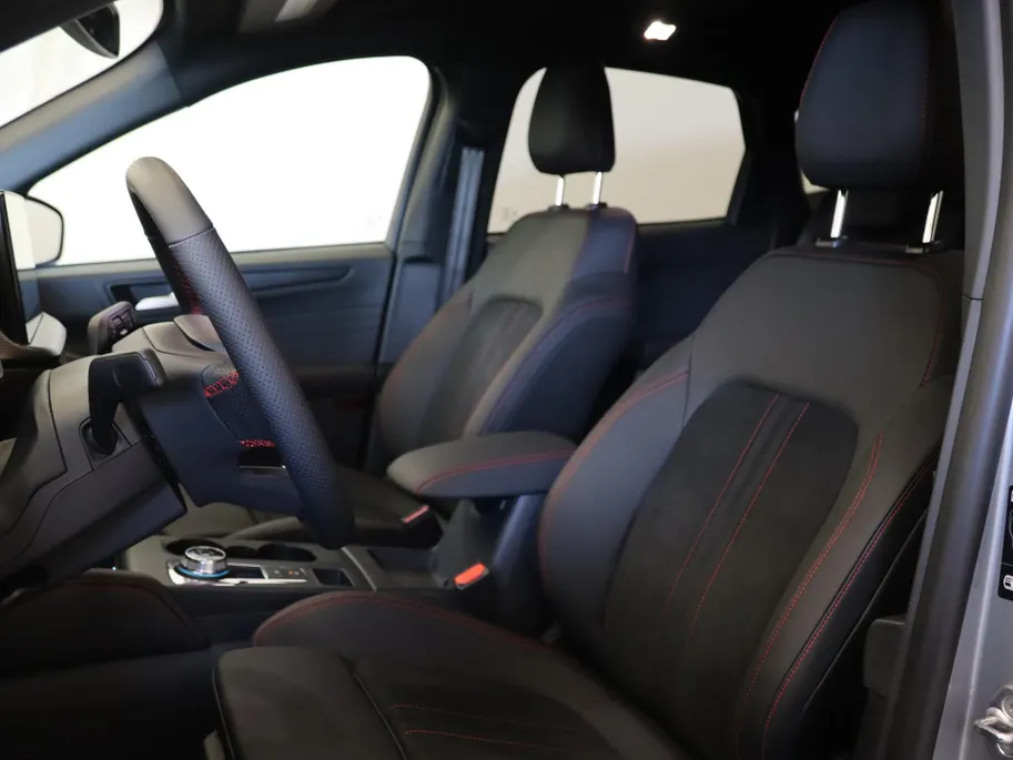 Ford Kuga 2.5 PHEV ST-Line X |  Te Bestellen | Actiekorting tot €4000,- | Private Lease vanaf €690,- p/m | 2100KG Trekgewicht |  | Adaptieve Cruise Control | 360 Camera |