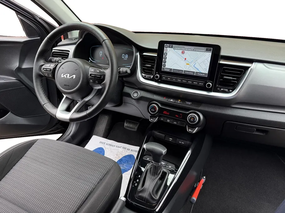 Kia Stonic 1.0 T-GDi MHEV DynamicPlusLine Automaat |  Navi | Apple Carplay/Android Auto | Metallic lak | Stoel & stuurverwarming | Fabrieksgarantie t/m 11-8-2032 + 3x 1 jaar* | NAP