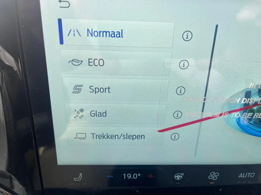 Ford Tourneo Custom 340 L2 Titanium 2.5 PHEV 233 pk | 9-persoons | TE BESTELLEN | Dual-zone airco | Inklapbare trekhaak | Cruise control | Verwarmd stuurwiel | Dubbele schuifdeuren met uitzetruiten | 17' LM velgen