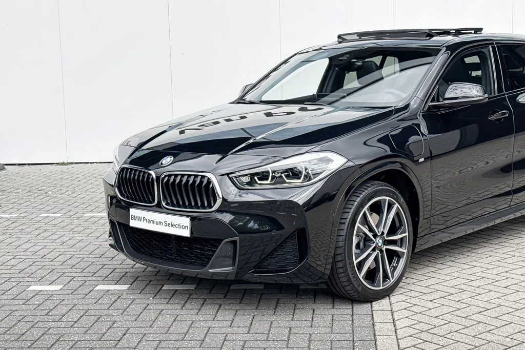 BMW X2 xDrive25e