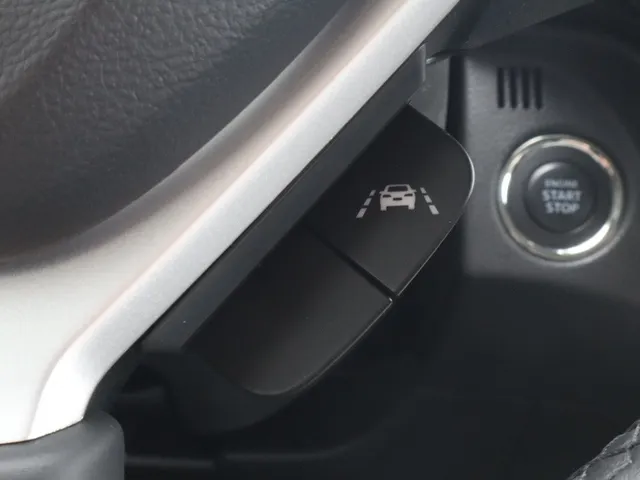 Suzuki S-Cross 1.4 BoosterJet Style Hybrid All Seasons | 360 camera | Leder