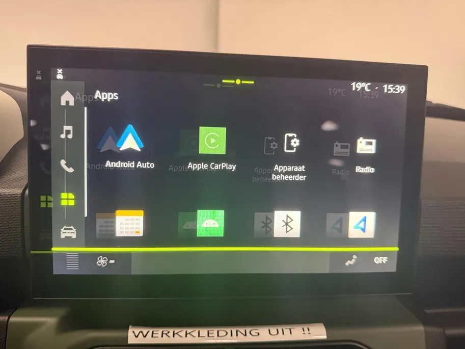 Dacia Spring Extreme 65 26.8 kWh AIRCO NAVIGATIE APPLE CARPLAY/ANDROID AUTO CRUISE CONTROL ACHTERRUIT RIJ CAMERA PARKEERSENSOREN VOOR/ACHTER DEALER ONDERHOUDEN