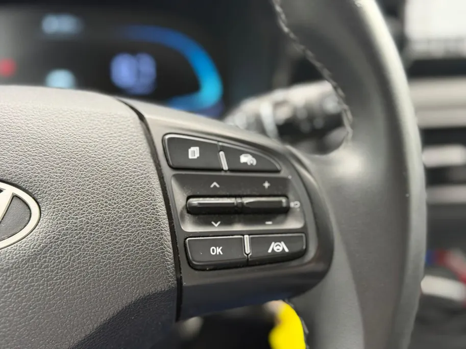 Hyundai i10 1.0i Comfort Smart / Navigatie + Camera / Airco / Cruisecontrol! /