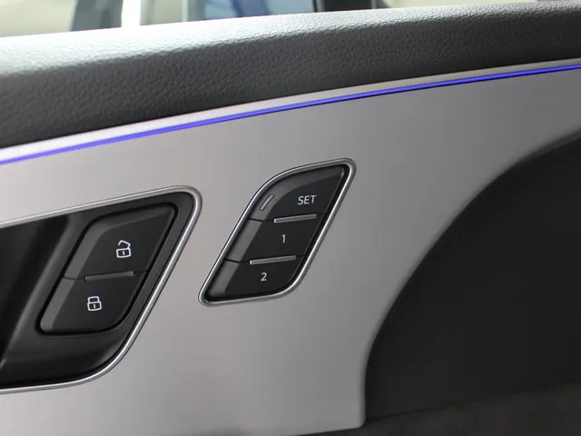 Audi Q7 55 TFSI e quattro Pro Line S Panoramadak | El. Stoelverstelling | PDC+Camera | 20'Velgen