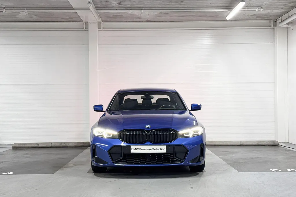 BMW 3 Serie Sedan 320i l M-Sport
