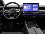 Volkswagen ID.7 Limited Edition 59 kWh accu, 204 PK · Achteruitrijcamera · Draadloze telefoonlader · Sfeerverlichting · Rondomzichtcamera · Voorraad OUTLET · Prijs is inclusief inruilpremie ·