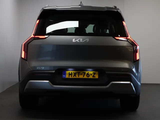 Kia EV9 First Edition 76.1 kWh