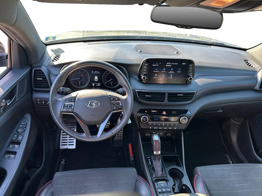Hyundai Tucson 1.6 T-GDI N-Line AUTOMAAT, Super nette gave uitvoering, Zeer veel opties! NU RIJKLAARPRIJS incl. 1 JAAR GARANTIE!! Premiumpakket GRATIS!