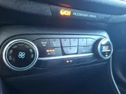 Ford Fiesta 1.0 EcoBoost Titanium | Nieuwe Disitributieriem bij aflevering  | Navigatie | Camera | Adaptieve Cruise Control | Voorruitverwarming | B&O | Climate Control